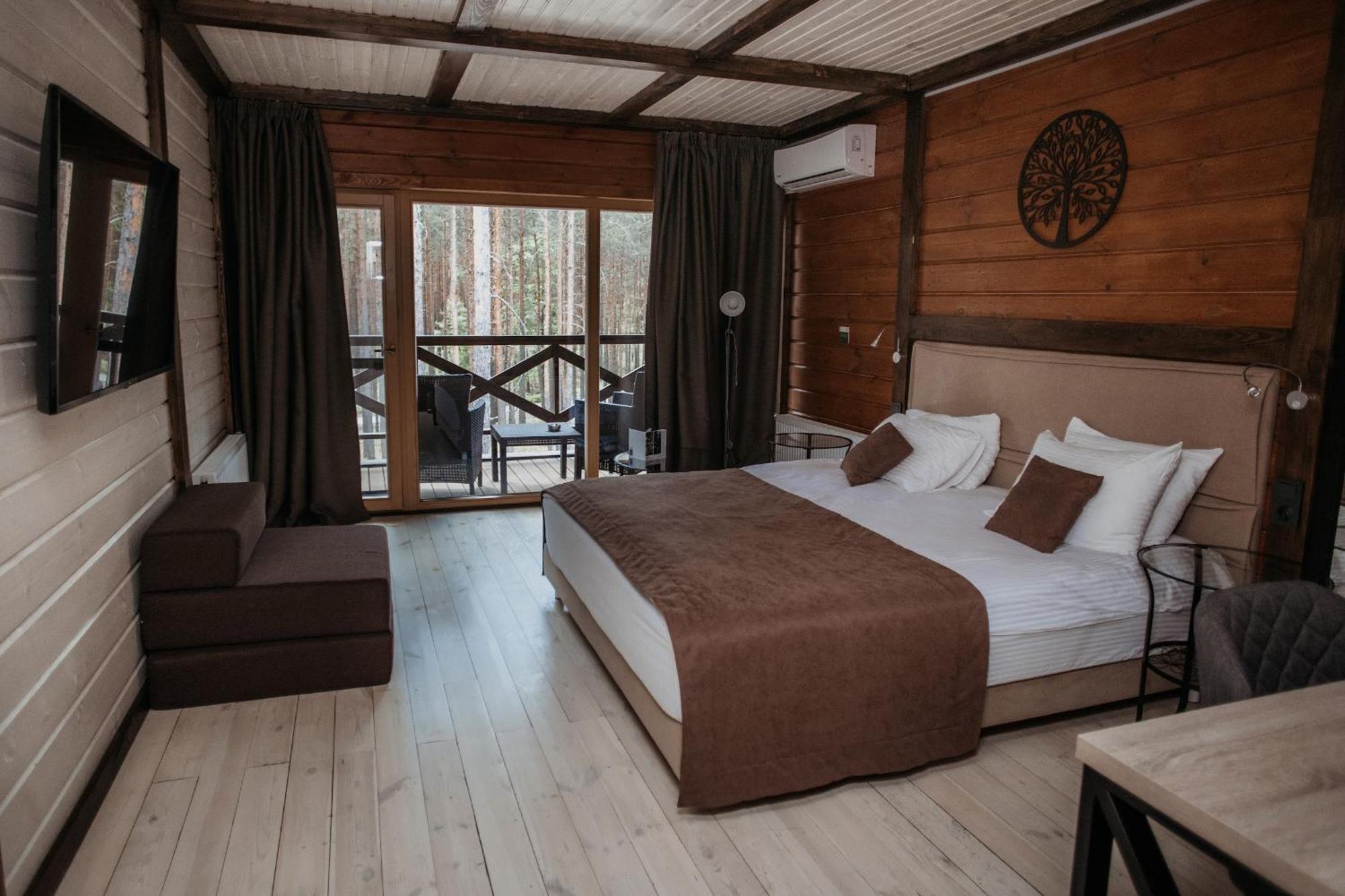 Zaliv Hotel Strasheve Buitenkant foto