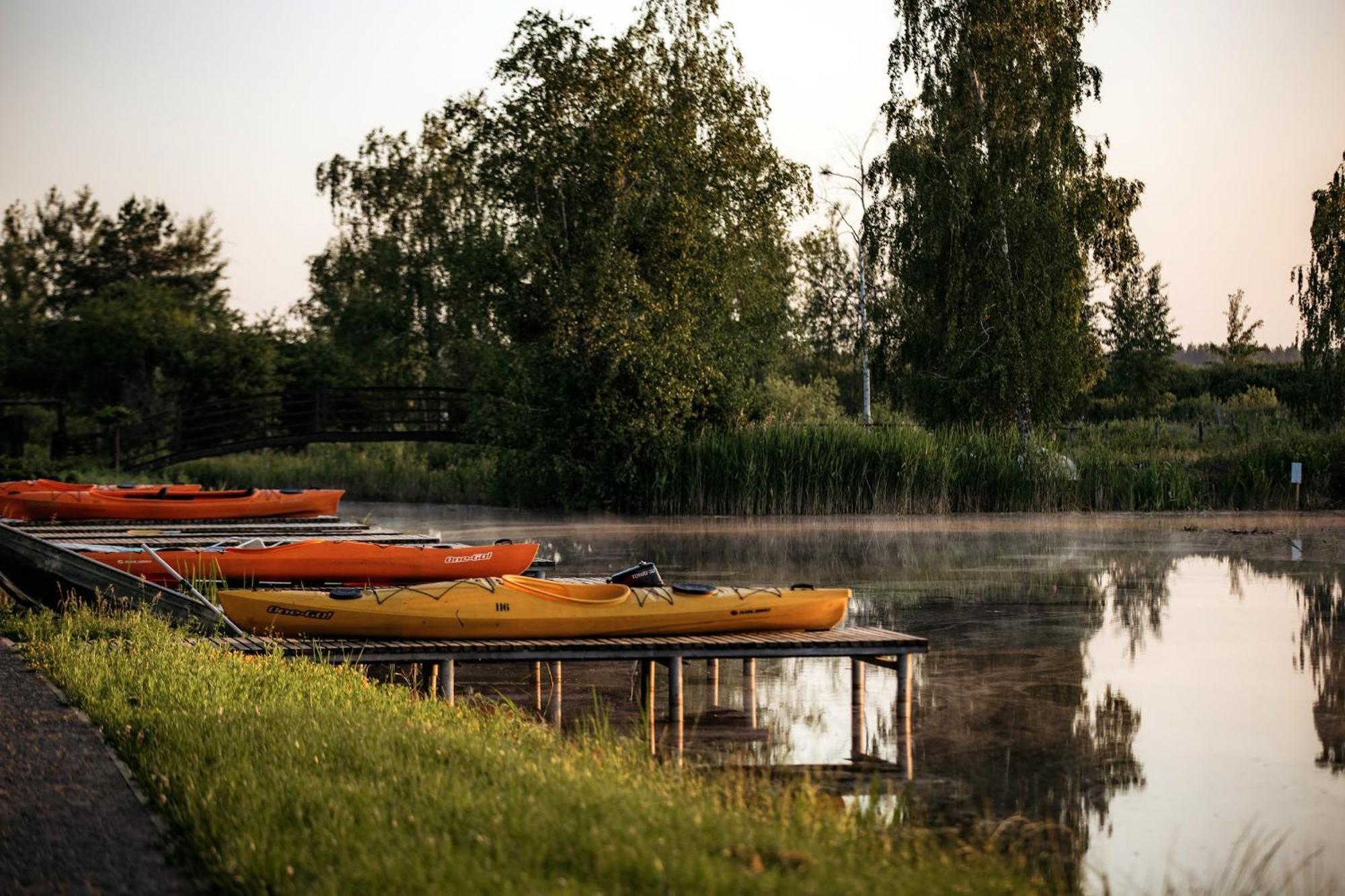 Zaliv Hotel Strasheve Buitenkant foto