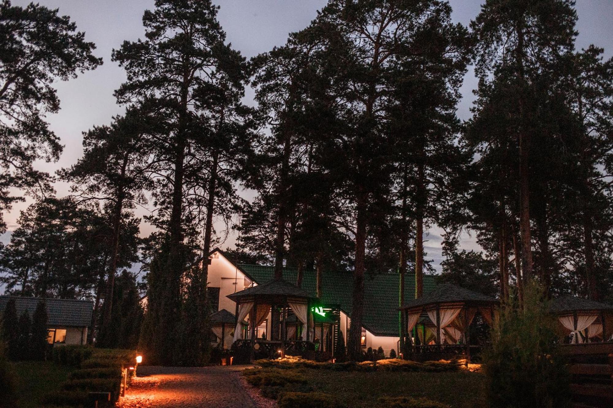 Zaliv Hotel Strasheve Buitenkant foto